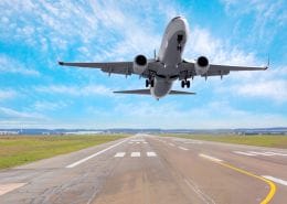 Why do passengers jets abort landings?